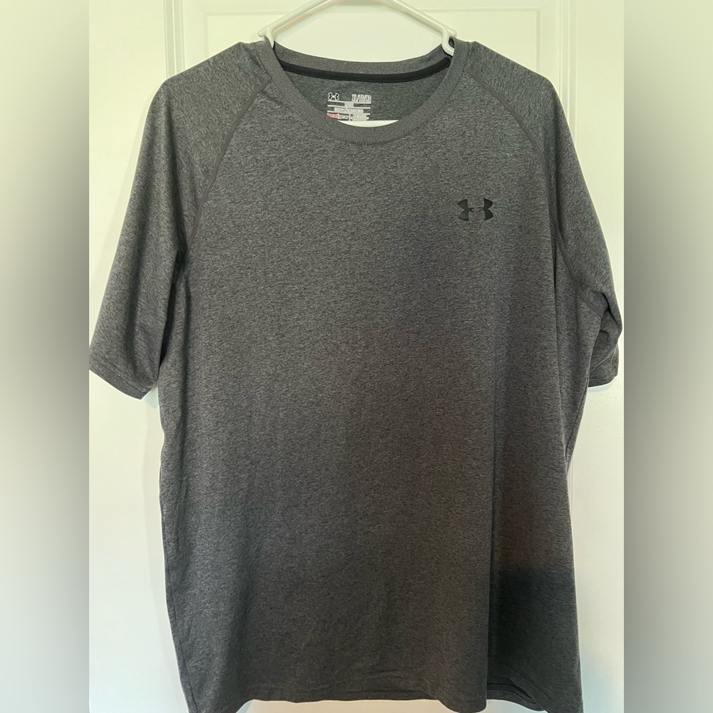Under Armour Men’s Shirt XL